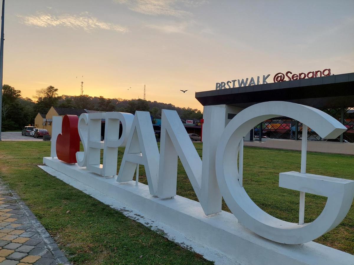 E&A Homestay Klia/ Sepang/ Nilai Esterno foto
